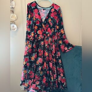 Torrid Floral Dress - Black and Red